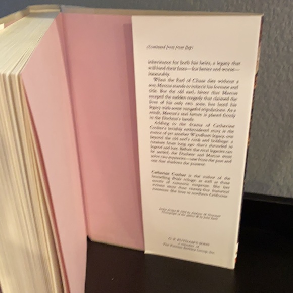 The Nightingale Legacy and The Wyndham Legacy in preowned condition. - Picture 10 of 14